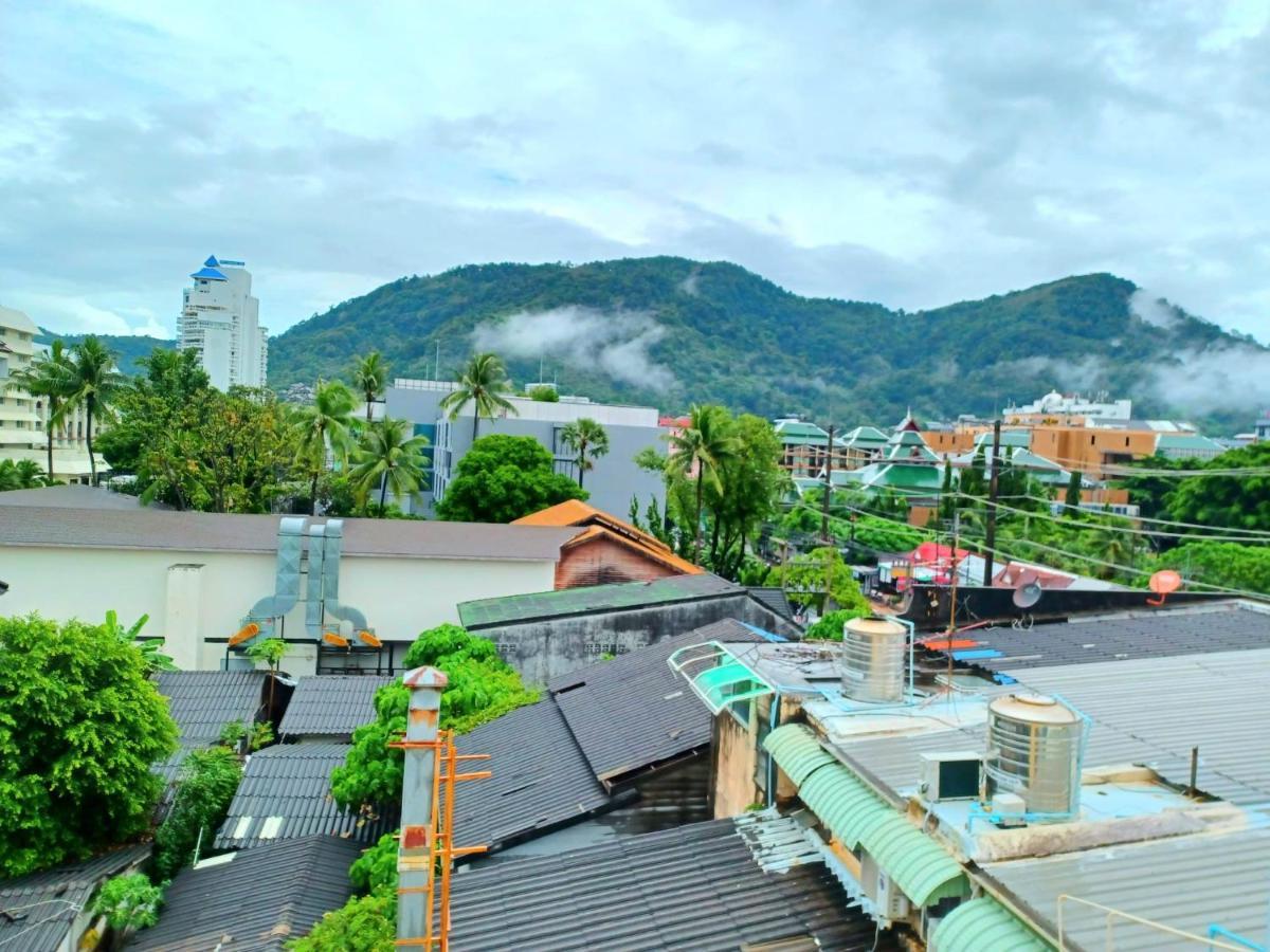 Happy Holidays Hotel Patong Exterior foto